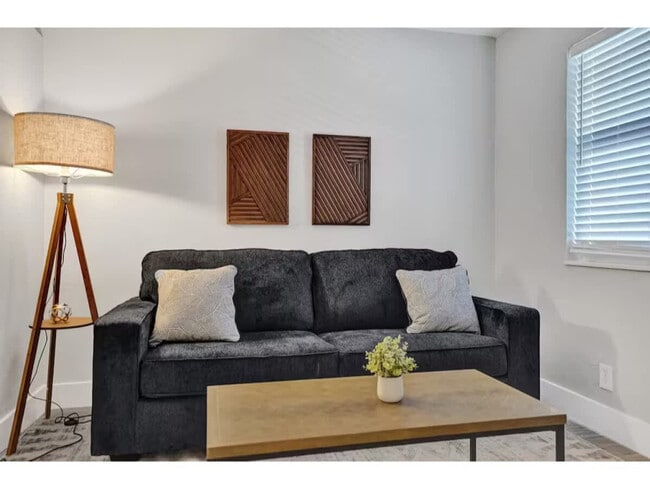 50 Davie Blvd, Unit SI ID1503957P
