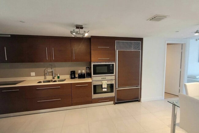 481 Brickell Ave, Unit SI ID1520361P in Miami, FL - Building Photo - Building Photo
