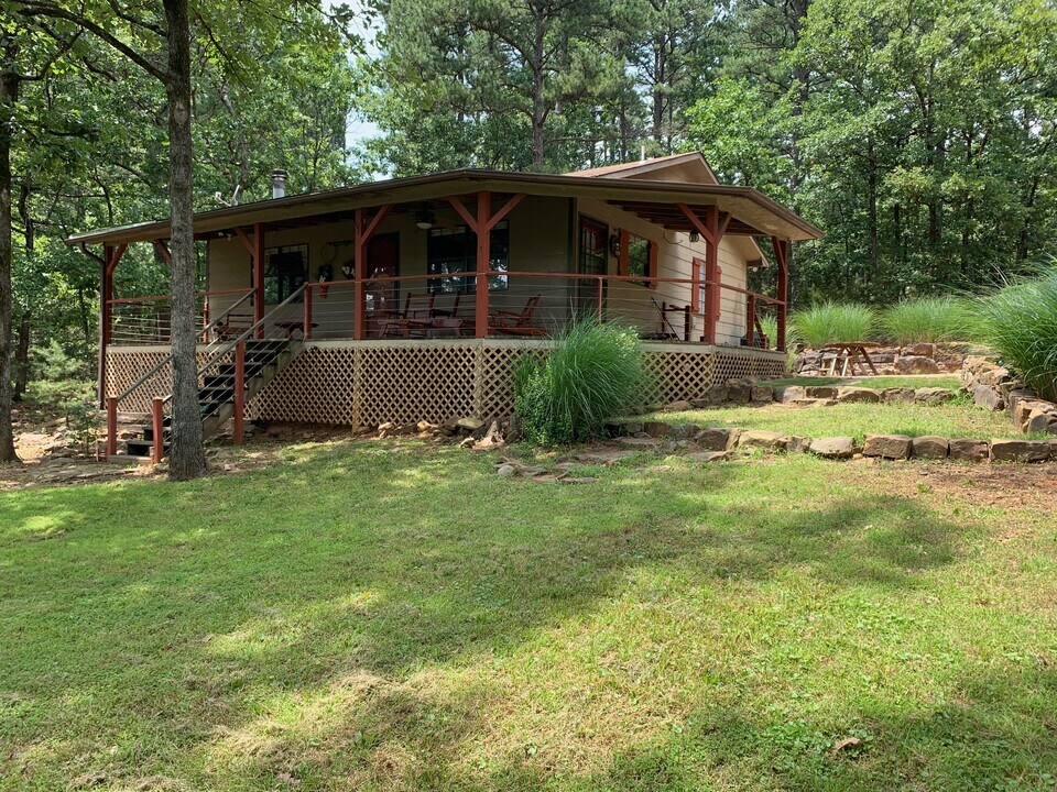 31041 Dove Ln in Wister, OK - Building Photo