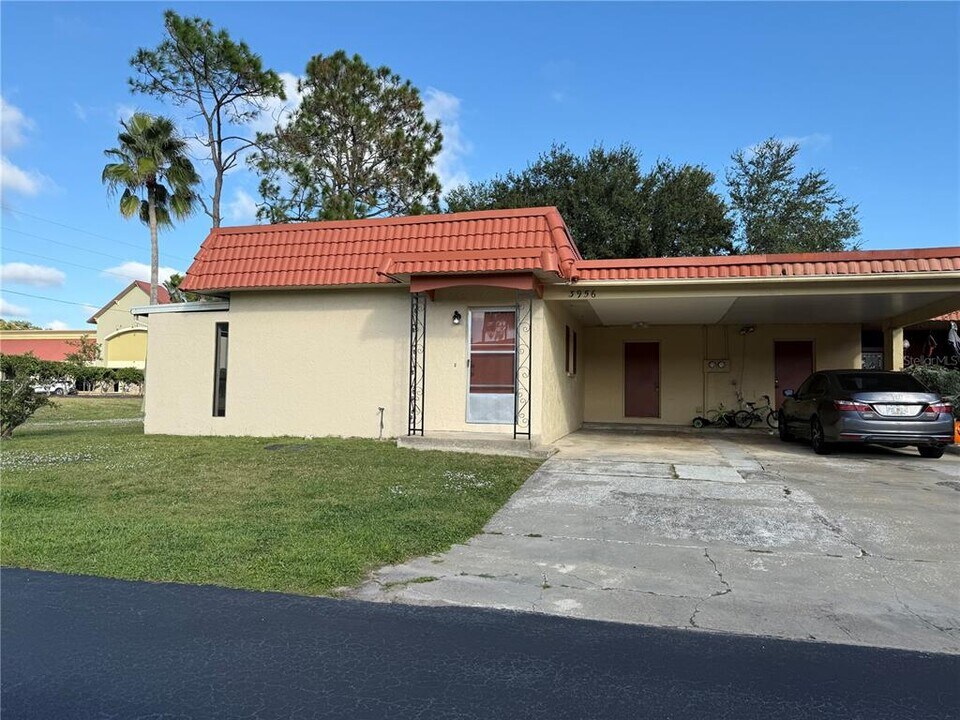 3956 Elvira Ct in New Port Richey, FL - Building Photo