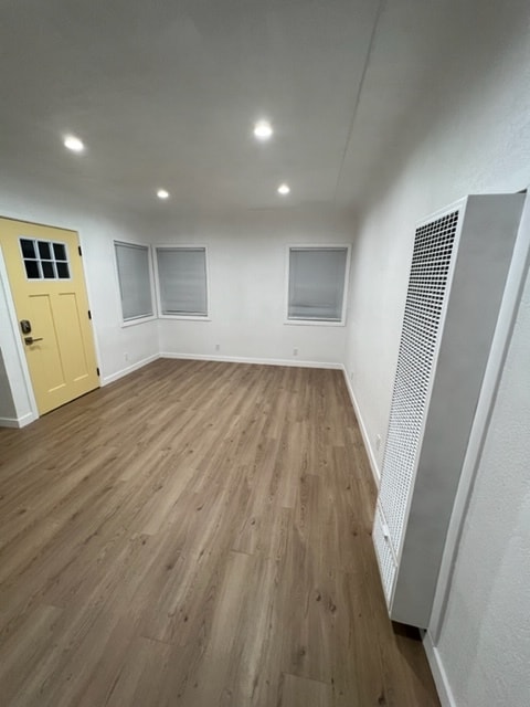 17204 Crenshaw Blvd, Unit Main House in Torrance, CA - Building Photo - Building Photo