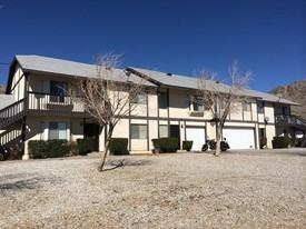 20138 Carlisle Rd in Apple Valley, CA - Foto de edificio - Building Photo