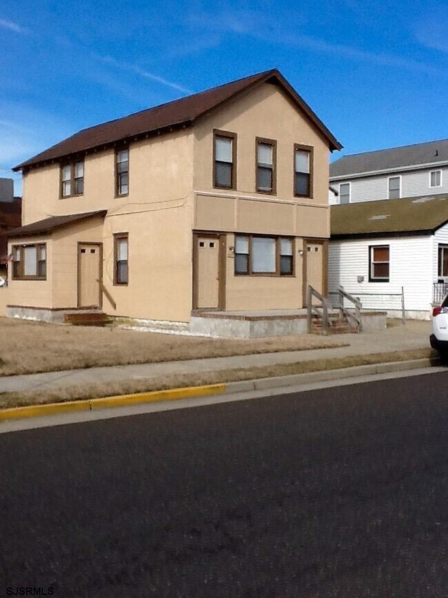 9317 Monmouth Ave in Margate City, NJ - Building Photo - Building Photo