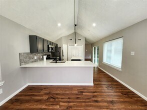 2118 Creston Dr in Spring, TX - Building Photo - Building Photo