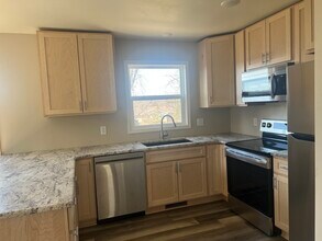 520 Van Dyke Ave, Unit 5202 in Ripon, WI - Foto de edificio - Building Photo