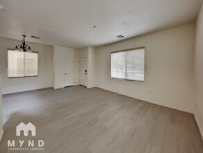 244 Wilted Jasmine Ct in Las Vegas, NV - Building Photo - Building Photo