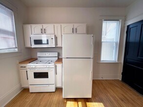 2045 N Hubbard St in Milwaukee, WI - Building Photo - Building Photo