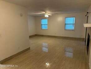 11695 Tanager Dr in Jacksonville, FL - Building Photo - Building Photo