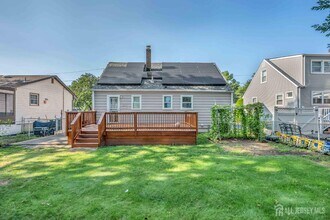 58 Rose St in Edison, NJ - Building Photo - Building Photo