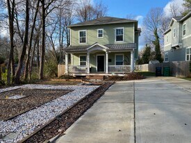 1011 Everett Pl in Charlotte, NC - Building Photo