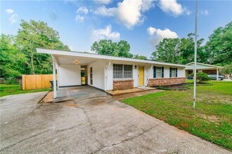 4365 Binghamton Dr in Mobile, AL - Building Photo - Building Photo