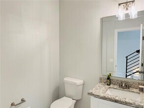 5512 N Crown Point in Pharr, TX - Building Photo - Building Photo