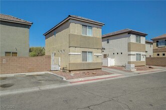 2275 Windmill Grove Ct in Las Vegas, NV - Building Photo - Building Photo