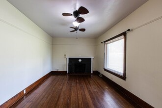 4004 Upper Mt Vernon Rd in Evansville, IN - Building Photo - Building Photo