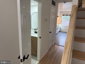 5257 Leestone Ct in Springfield, VA - Building Photo - Building Photo