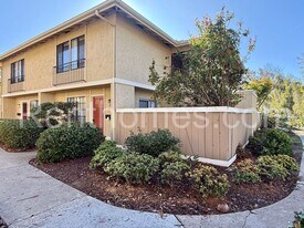 9628 Caminito Del Feliz in San Diego, CA - Building Photo