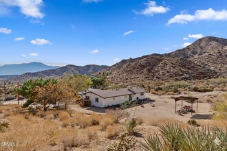 49140 Cedar Dr in Morongo Valley, CA - Building Photo - Building Photo