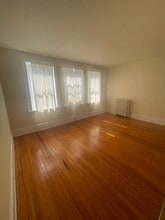 3007 N Calvert St in Baltimore, MD - Building Photo - Building Photo