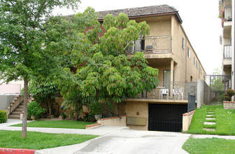 1113 Thompson Ave in Glendale, CA - Building Photo - Building Photo