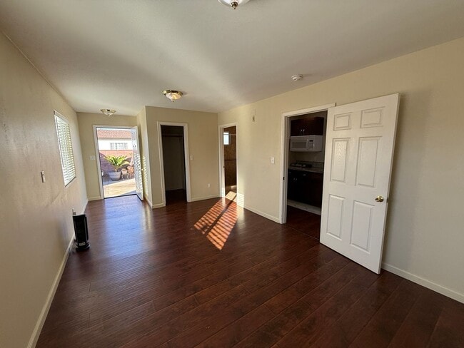 property at 1333 N 6th St