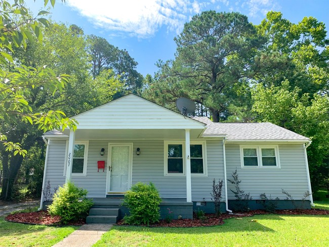 2007 Grace Ave in New Bern, NC - Building Photo - Building Photo