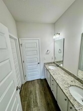 8048 Silver Maple Dr, Unit 1018 in Milton, FL - Building Photo - Building Photo