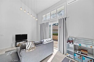 21345 Norwalk Blvd in Hawaiian Gardens, CA - Building Photo