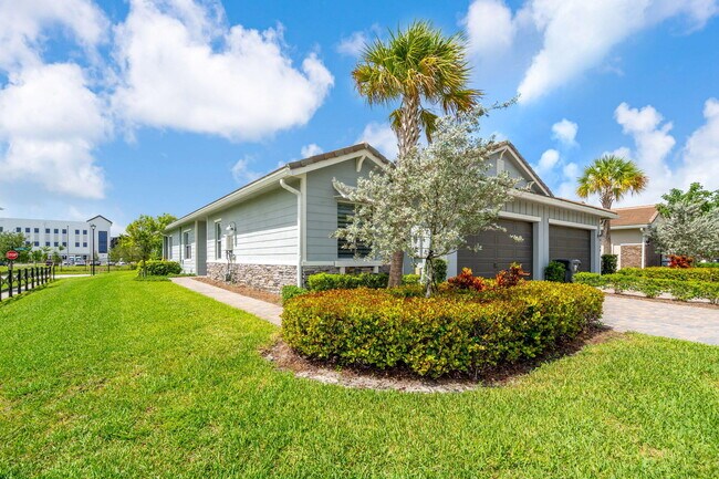 19742 Weathervane Way in Loxahatchee, FL - Building Photo - Building Photo