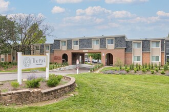 The Park at Springdale in Springdale, OH - Foto de edificio - Building Photo