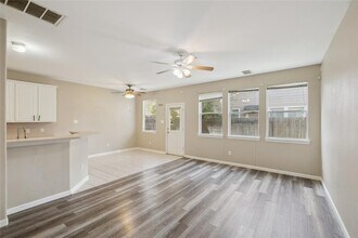 16635 Newglen Ln in Houston, TX - Building Photo - Building Photo