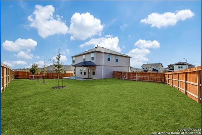 107 Scarlet Macaw in San Antonio, TX - Building Photo - Building Photo