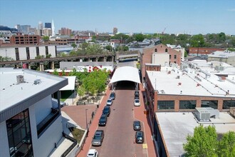 745 Vine St in Louisville, KY - Building Photo - Building Photo