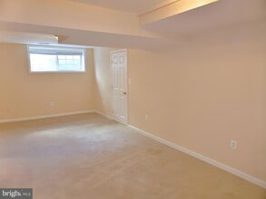 5208 Heming Ave in Springfield, VA - Building Photo - Building Photo