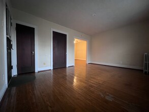 4155-63 Magnolia Avenue in St. Louis, MO - Foto de edificio - Interior Photo