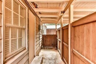 2711 22nd St in Lubbock, TX - Building Photo - Building Photo