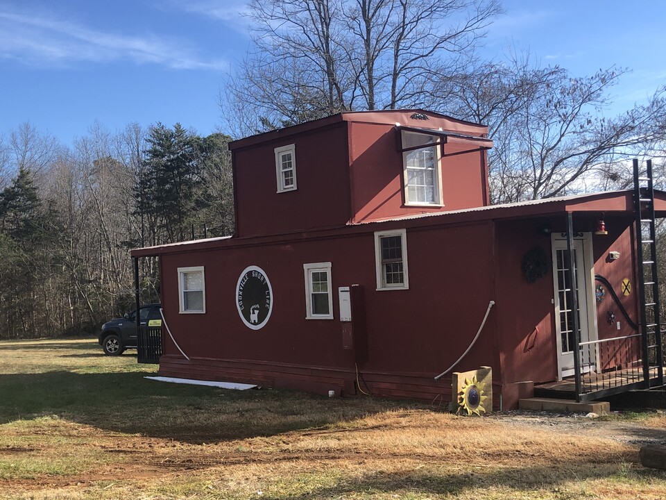 2024 Willis Rd in Vale, NC - Building Photo