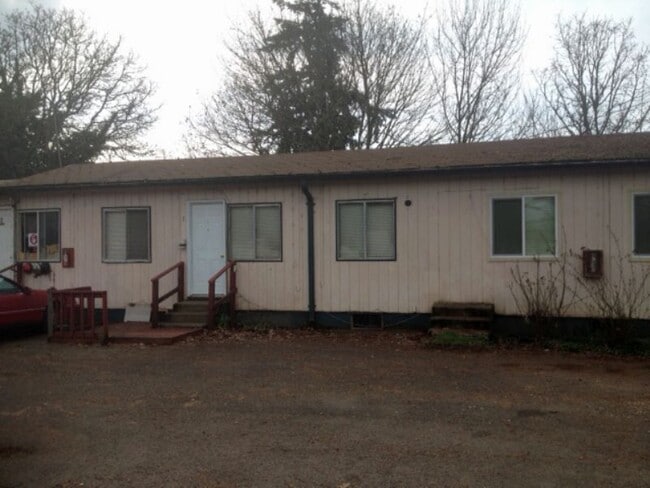 property at 4550 Franklin Blvd