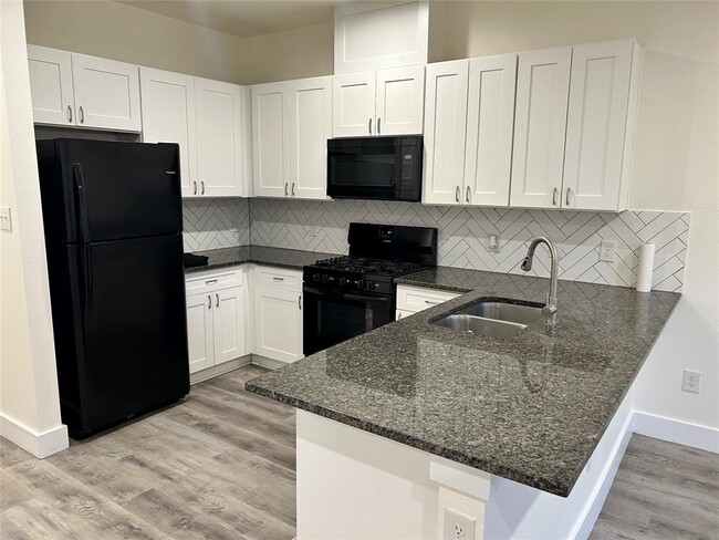 6827 Mcwilliams Dr in Houston, TX - Building Photo - Building Photo