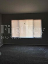 6565 Boxwood Ln in Las Vegas, NV - Building Photo - Building Photo