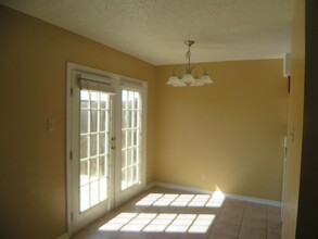 1102 Covey Ln in Killeen, TX - Foto de edificio - Building Photo
