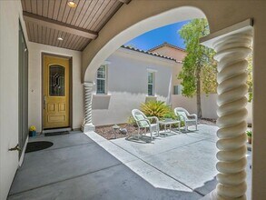 3255 Birchwood Park Cir in Las Vegas, NV - Building Photo - Building Photo