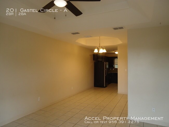 201 Gastel Cir-Unit -A in Edinburg, TX - Foto de edificio - Building Photo