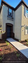 2176 Brave Hawk Loop in Roseville, CA - Building Photo - Building Photo