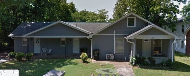 1004 Ewing Blvd, Unit E