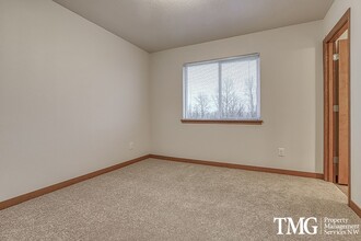 3310 Lewis Ln in Washougal, WA - Building Photo - Building Photo