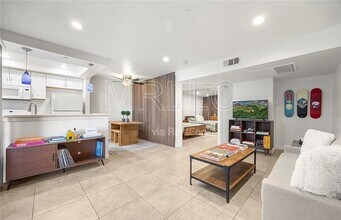 1068 Calle Del Cerro in San Clemente, CA - Building Photo - Building Photo