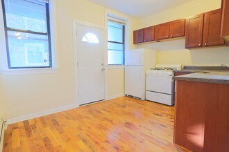 4415 N Wolcott Ave, Unit A05C in Chicago, IL - Building Photo - Building Photo