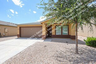 123 Bobcat Way in Casa Grande, AZ - Building Photo