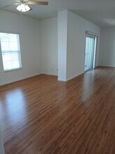 3301 N Park Dr in Sacramento, CA - Building Photo - Building Photo