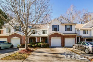 135 Ellis Drive in Conyers, GA - Building Photo